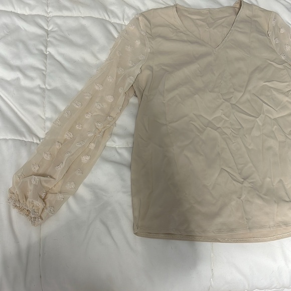 Too small - Picture 2 of 2